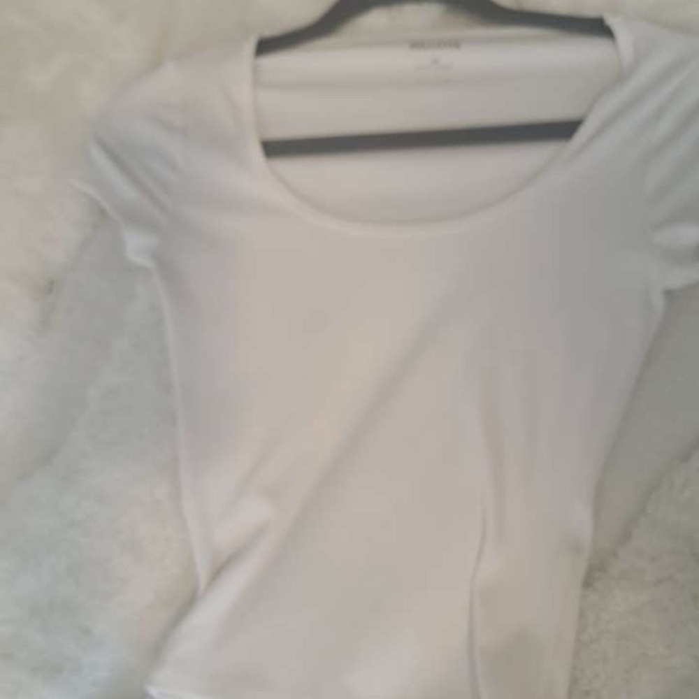 Hollister Classic White Short Sleeve Tee